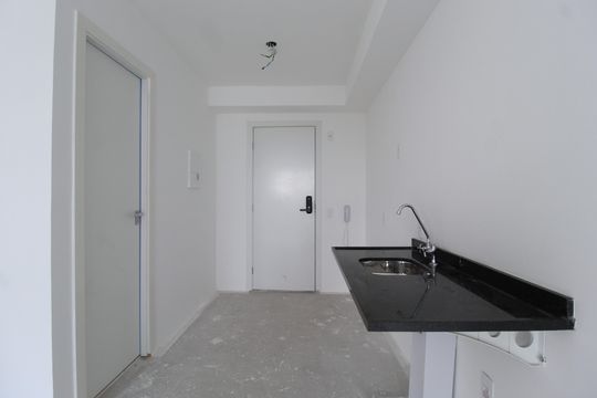 Cozinha de kitnet/studio à venda com 1 quarto, 24m² em Vila Olímpia, São Paulo