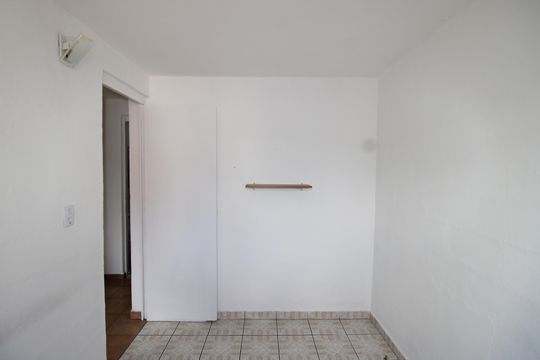 Quarto 1 de apartamento para alugar com 2 quartos, 40m² em Conjunto Habitacional Santa Etelvina Ii, São Paulo