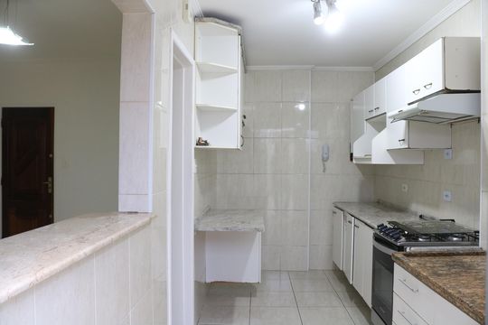 Cozinha de apartamento para alugar com 2 quartos, 93m² em Bom Retiro, São Paulo
