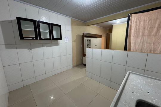 Casa para alugar com 1 quarto, 30m² em Recanto das Emas , Brasília