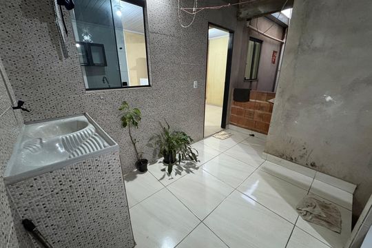 Casa para alugar com 1 quarto, 30m² em Recanto das Emas , Brasília