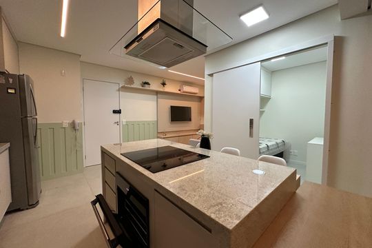 Cozinha de apartamento para alugar com 1 quarto, 46m² em Bethaville I, Barueri