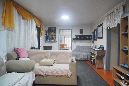 Sala de casa à venda com 2 quartos, 110m² em Santos Dumont, São Leopoldo