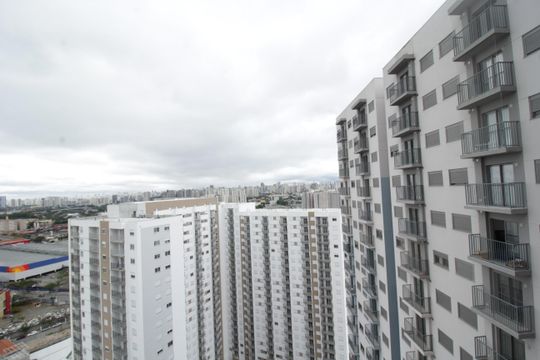 Vista quarto 2 de apartamento para alugar com 2 quartos, 44m² em Vila Albertina, São Paulo