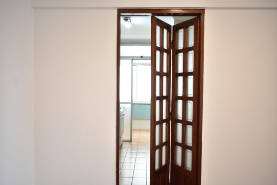 Cozinha de apartamento à venda com 2 quartos, 54m² em Parque Imperial, São Paulo