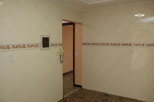 Cozinha de apartamento para alugar com 2 quartos, 144m² em Califórnia, Nova Iguaçu