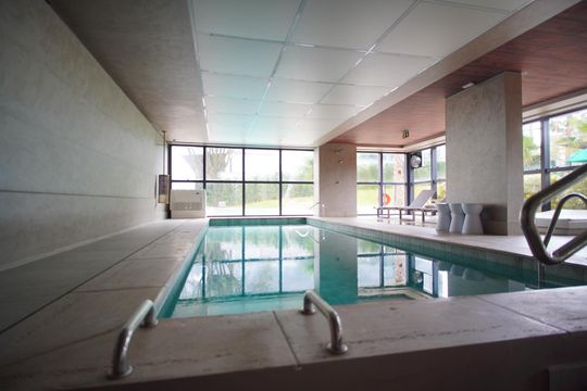 Área Comum - Piscina Térmica de apartamento para alugar com 1 quarto, 44m² em Petrópolis, Porto Alegre