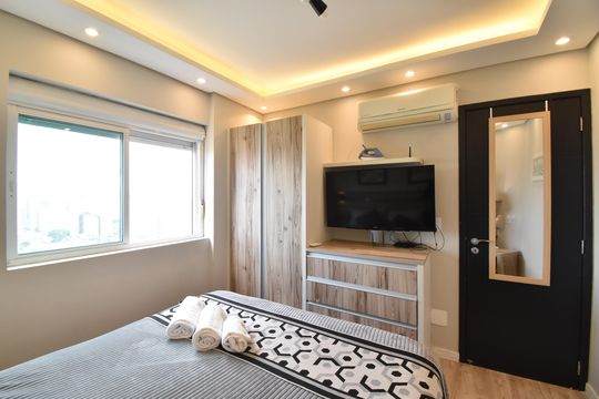 Quarto 1  de apartamento para alugar com 2 quartos, 53m² em Juvevê, Curitiba