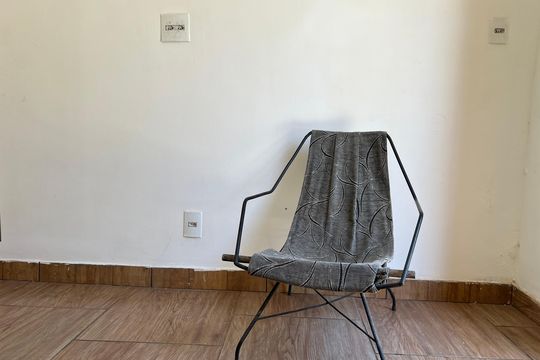 Sala/Entrada de kitnet/studio para alugar com 1 quarto, 29m² em Santa Terezinha, Juiz de Fora