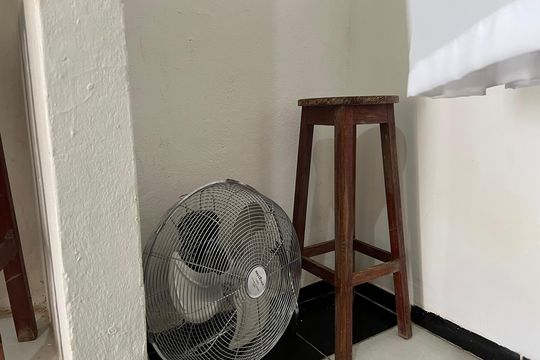 Detalhe/Quarto de kitnet/studio para alugar com 1 quarto, 29m² em Santa Terezinha, Juiz de Fora