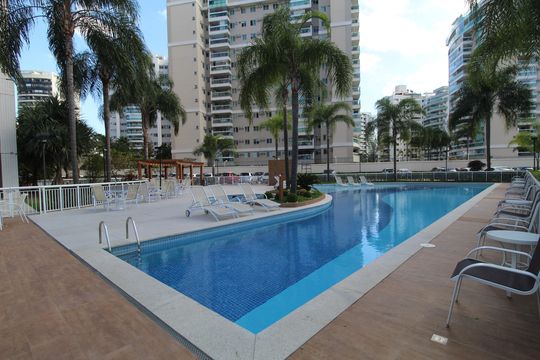 Área comum - Piscina de apartamento à venda com 2 quartos, 69m² em Barra Olímpica, Rio de Janeiro