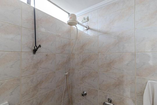 Banheiro de Serviço de apartamento para alugar com 2 quartos, 83m² em Vila Buarque, São Paulo