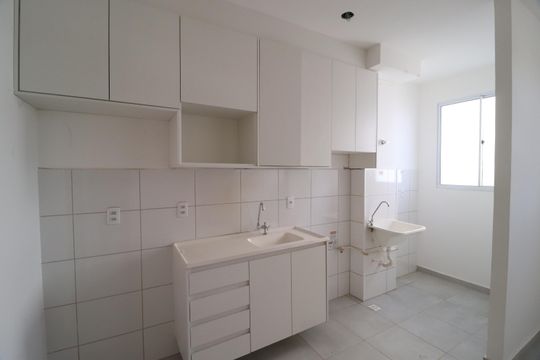 Cozinha de apartamento para alugar com 2 quartos, 11m² em Shopping Park, Uberlândia
