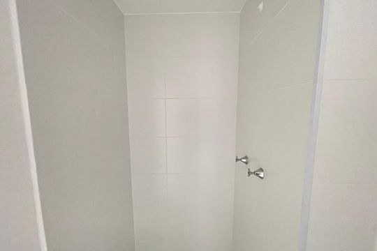 Banheiro de apartamento à venda com 2 quartos, 38m² em Jaguaré, São Paulo