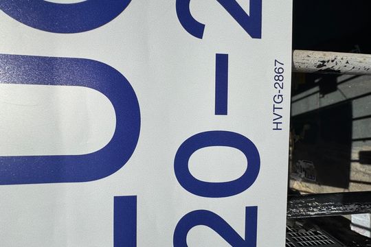 Placa grande  de casa para alugar com 2 quartos, 45m² em Veloso, Osasco
