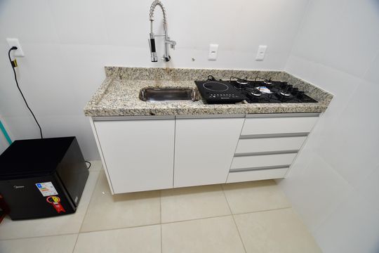 Cozinha de kitnet/studio para alugar com 1 quarto, 38m² em Centro, Campinas