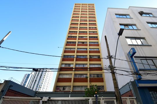 Fachada do Prédio de kitnet/studio para alugar com 1 quarto, 38m² em Centro, Campinas