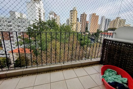 Varanda de apartamento para alugar com 3 quartos, 133m² em Real Parque, São Paulo