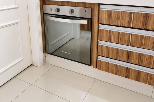 Cozinha de apartamento para alugar com 3 quartos, 133m² em Real Parque, São Paulo