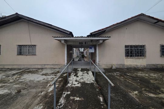Fachada de casa de condomínio para alugar com 2 quartos, 80m² em Canto do Forte, Praia Grande