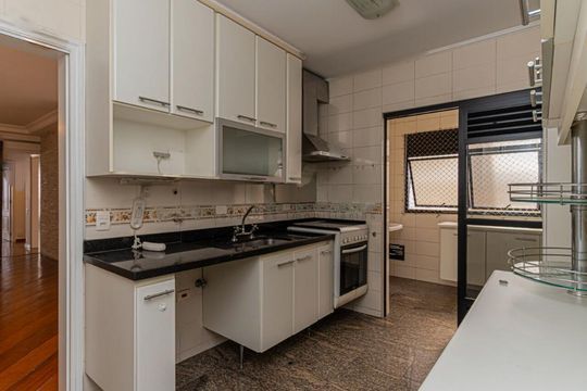 Apartamento à venda com 3 quartos, 116m² em Indianópolis, São Paulo