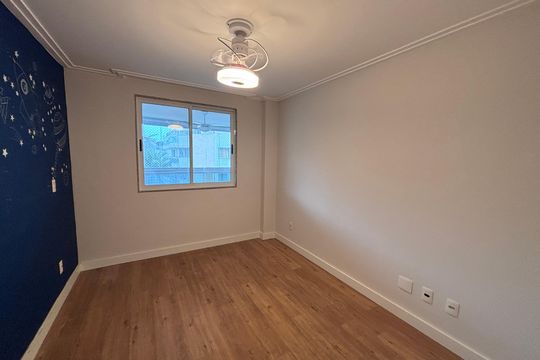 Quarto 2 de apartamento à venda com 3 quartos, 105m² em Recreio dos Bandeirantes, Rio de Janeiro