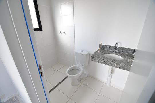 Banheiro Suíte de apartamento à venda com 3 quartos, 65m² em Botafogo, Campinas