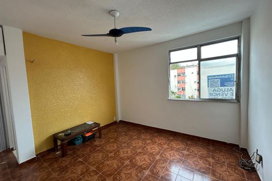 Apartamento à venda com 2 quartos, 45m² em Tomás Coelho, Rio de Janeiro