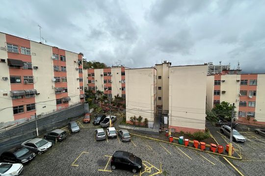 Vista da Sala de apartamento à venda com 2 quartos, 45m² em Tomás Coelho, Rio de Janeiro
