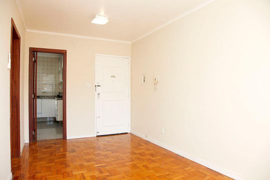 Apartamento à venda com 2 quartos, 68m² em Menino Deus, Porto Alegre