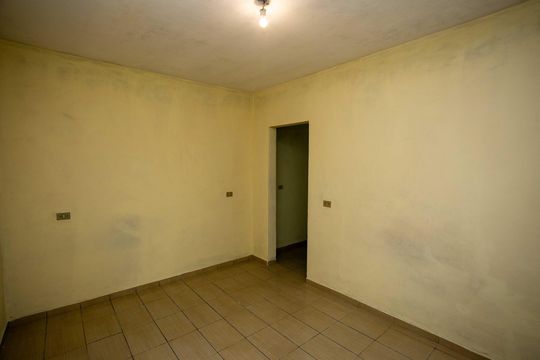 Quarto de casa para alugar com 1 quarto, 30m² em Vila Santa Antonia, Diadema
