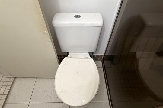 Banheiro da Suíte de apartamento para alugar com 1 quarto, 50m² em Gonzaga, Santos