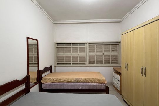 Suíte de apartamento para alugar com 1 quarto, 50m² em Gonzaga, Santos