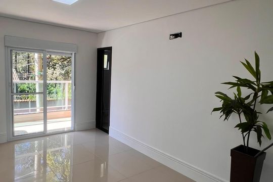 Sala de casa para alugar com 2 quartos, 300m² em Jardim Marquesa, São Paulo