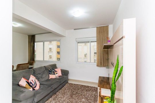 Apartamento para alugar com 2 quartos, 67m² em Santo Antônio, Porto Alegre