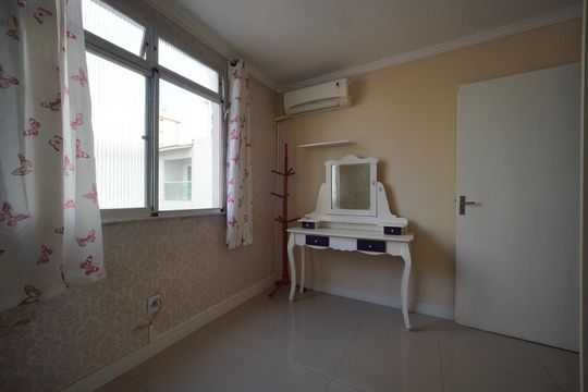 Quarto 1 de apartamento para alugar com 3 quartos, 63m² em Coqueiros, Florianópolis