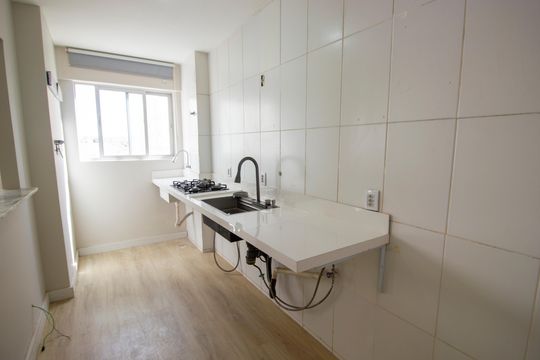Apartamento para alugar com 2 quartos, 50m² em Qi, Brasília