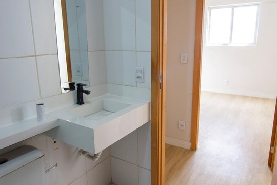 Apartamento para alugar com 2 quartos, 50m² em Qi, Brasília