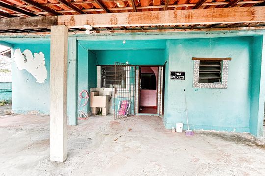 Área externa de casa para alugar com 2 quartos, 150m² em Costa Azul, Rio das Ostras