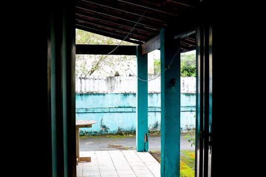 Vista da sala de casa para alugar com 2 quartos, 150m² em Costa Azul, Rio das Ostras
