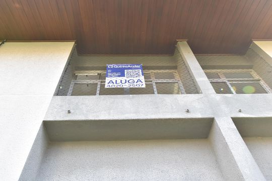 Placa de apartamento para alugar com 2 quartos, 43m² em Santa Felicidade, Curitiba