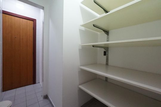 Dispensa de apartamento para alugar com 3 quartos, 105m² em Ipiranga, São Paulo