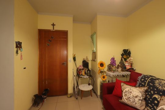 Sala de casa de condomínio à venda com 3 quartos, 115m² em Utinga, Santo André