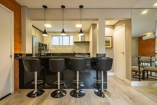 Sala/Cozinha de apartamento para alugar com 2 quartos, 94m² em Jardim Europa, São Paulo