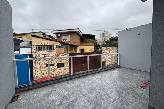 Sacada de casa para alugar com 3 quartos, 120m² em Jardim D’abril, Osasco