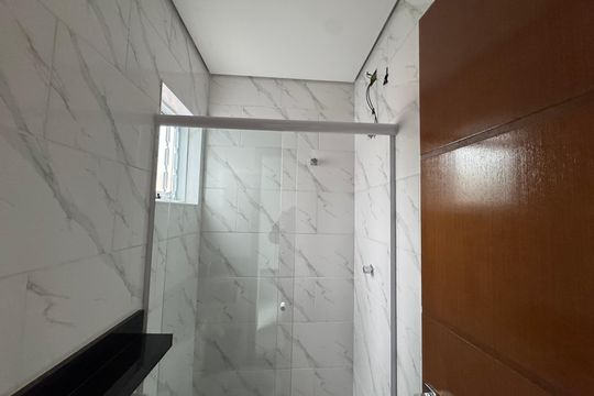 Banheiro 2 de casa para alugar com 3 quartos, 120m² em Jardim D’abril, Osasco