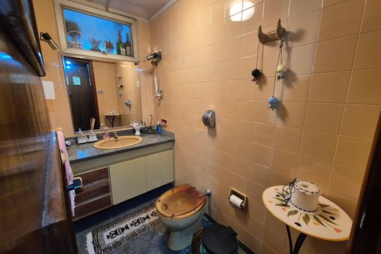 Banheiro 1 de apartamento à venda com 3 quartos, 155m² em Chácara Santo Antônio, São Paulo