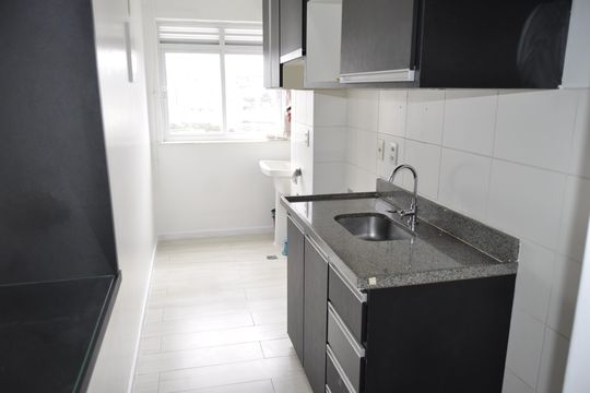 Apartamento para alugar com 2 quartos, 50m² em Del Castilho, Rio de Janeiro