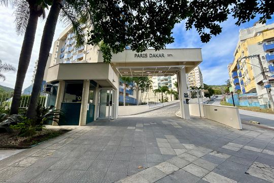 Fachada de apartamento para alugar com 2 quartos, 62m² em Itacorubi, Florianópolis