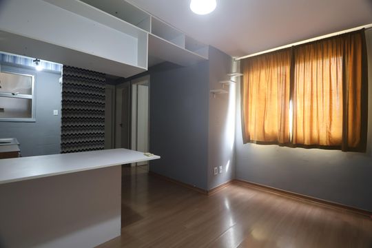 Sala/Cozinha de apartamento à venda com 2 quartos, 39m² em Olaria, Canoas
